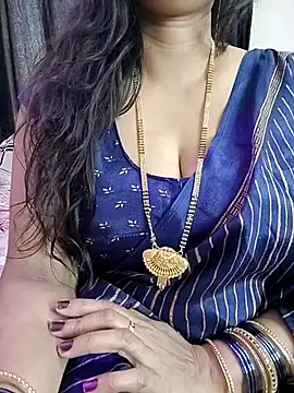 Snapshot of kaamuk_shweta chatting on 5, 4, 2026 kaamuk shweta online show from 5, 4, 2026