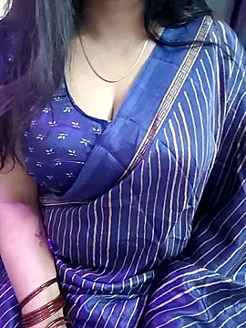 Snapshot of kaamuk_shweta chatting on 4, 3, 2026 kaamuk shweta online show from 4, 3, 2026