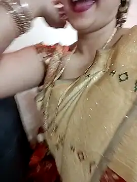 Snapshot of kaamuk_shweta chatting on 1, 4, 2026 kaamuk shweta online show from 1, 4, 2026