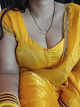 Snapshot of kaamuk_shweta chatting on 21, 5, 2026 kaamuk shweta online show from 21, 5, 2026