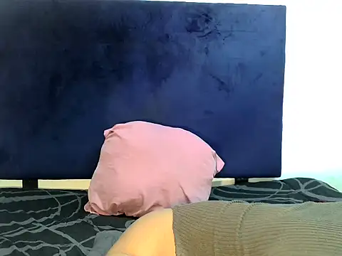 ReginaStar16 online show from 9, 11, 2025