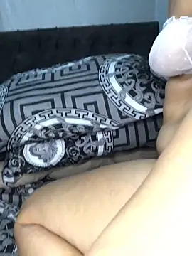 aisha-sajady online show from 4, 2, 2026