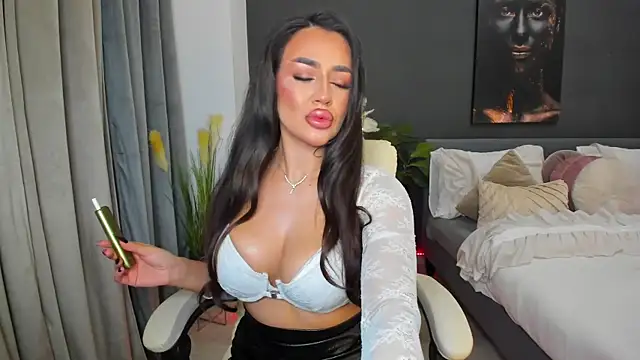 Sonia  Rey online show from 26, 11, 2025