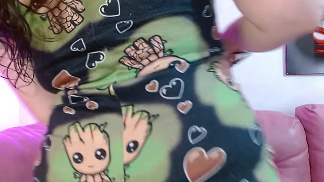 Snapshot of hinataleecs chatting on 24, 11, 2025 hinataleecs online show from 24, 11, 2025