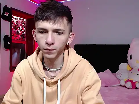 smallgiant27 online show from 12, 2, 2026