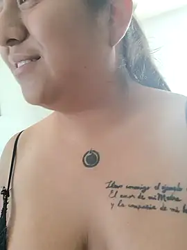 Snapshot of EmpaticBolillo chatting on 5, 10, 2025 EmpaticBolillo online show from 5, 10, 2025