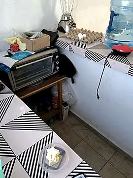 Snapshot of EmpaticBolillo chatting on 28, 11, 2025 EmpaticBolillo online show from 28, 11, 2025