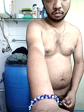 Mmm992170 online show from 5, 11, 2025