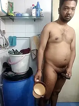 Mmm992170 online show from 13, 9, 2025