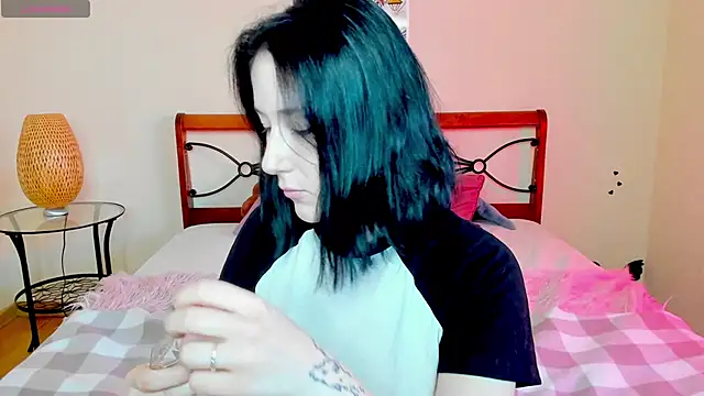 adell berry online show from 19, 9, 2025