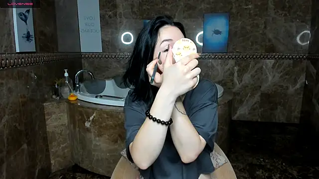 adell berry online show from 4, 10, 2025