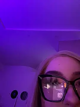 EmaSky online show from 15, 11, 2025