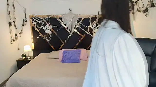 Amelie saenz online show from 13, 11, 2025