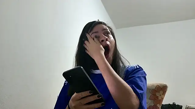 Snapshot of Blue_butterfly chatting on 9, 9, 2025 Blue butterfly online show from 9, 9, 2025