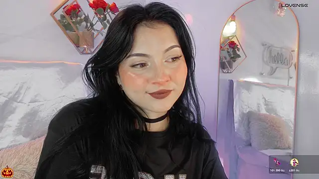 Snapshot of _Rouse_v chatting on 20, 10, 2025 Rouse v online show from 20, 10, 2025