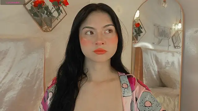 Snapshot of _Rouse_v chatting on 22, 11, 2025 Rouse v online show from 22, 11, 2025