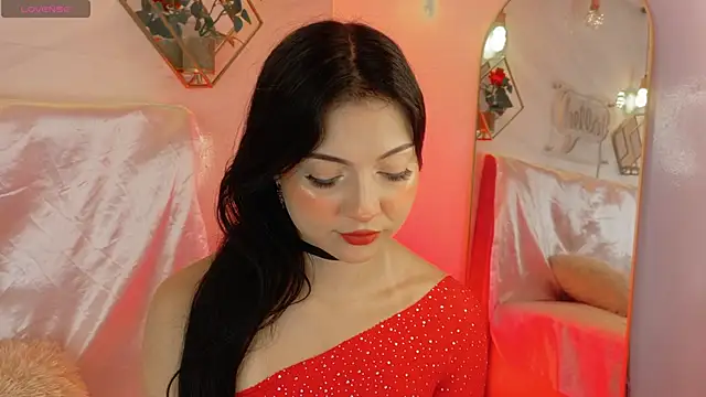 Snapshot of _Rouse_v chatting on 21, 10, 2025 Rouse v online show from 21, 10, 2025