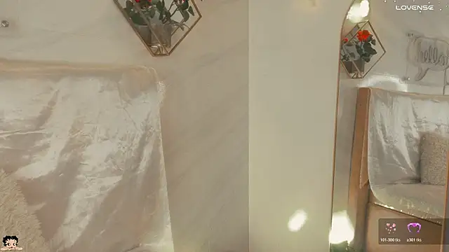 Snapshot of _Rouse_v chatting on 21, 11, 2025 Rouse v online show from 21, 11, 2025