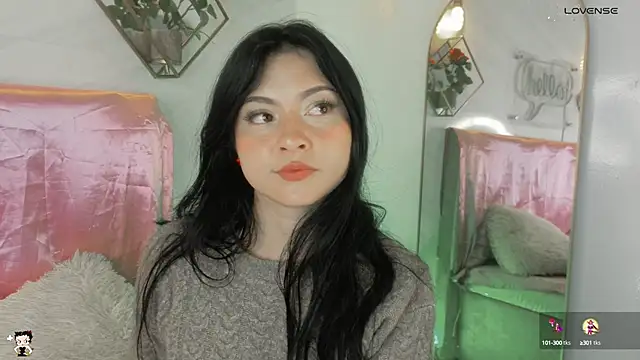 Snapshot of _Rouse_v chatting on 13, 10, 2025 Rouse v online show from 13, 10, 2025