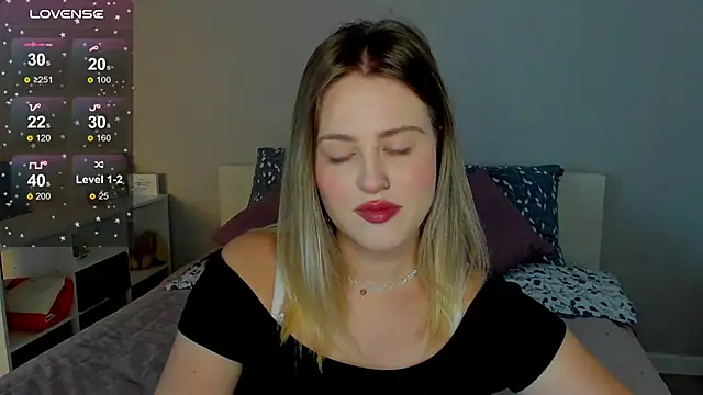  Sarah Soul  online show from 9, 9, 2025