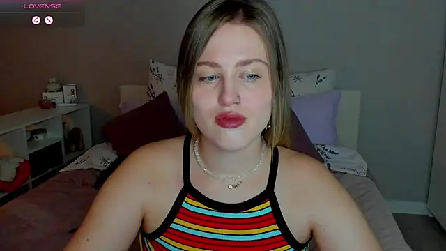  Sarah Soul  online show from 11, 10, 2025