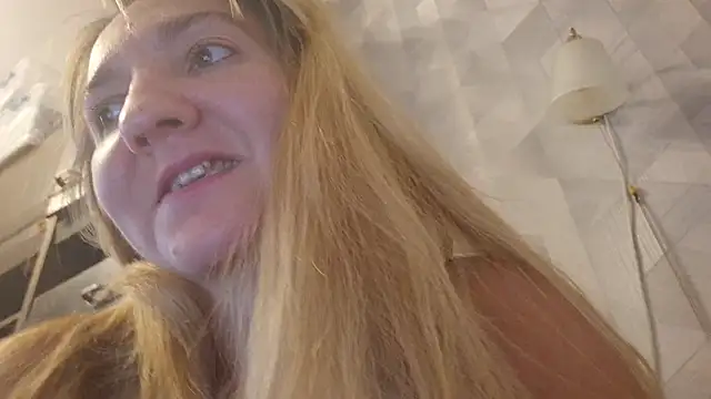 EstrellaWalters online show from 23, 10, 2025