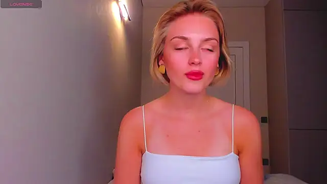 pretty girlnextdoor online show from 27, 12, 2024