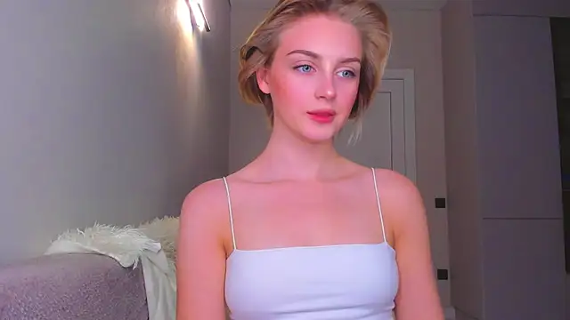 pretty girlnextdoor online show from 3, 3, 2025