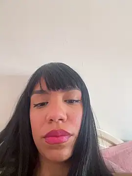 -Naomyy- online show from 11, 4, 2026