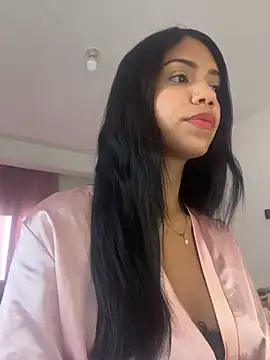 -Naomyy- online show from 3, 11, 2025