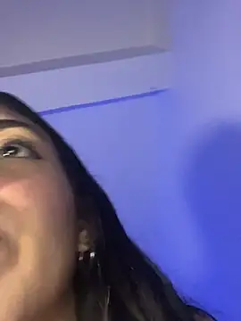 -Naomyy- online show from 10, 1, 2026