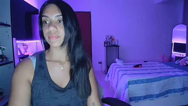 -Naomyy- online show from 11, 3, 2025