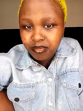 Snapshot of Dark_Berry_26 chatting on 7, 11, 2025 Dark Berry 26 online show from 7, 11, 2025