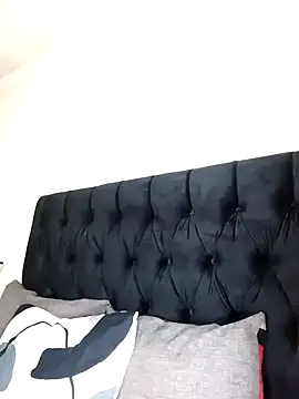 Snapshot of Dark_Berry_26 chatting on 25, 11, 2025 Dark Berry 26 online show from 25, 11, 2025