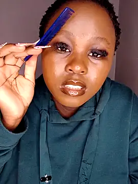 Dark Berry 26 online show from 18, 4, 2026