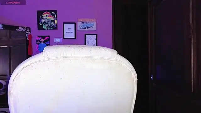 Veronica 111 online show from 4, 10, 2025