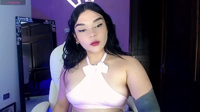 Veronica 111 online show from 9, 2, 2025