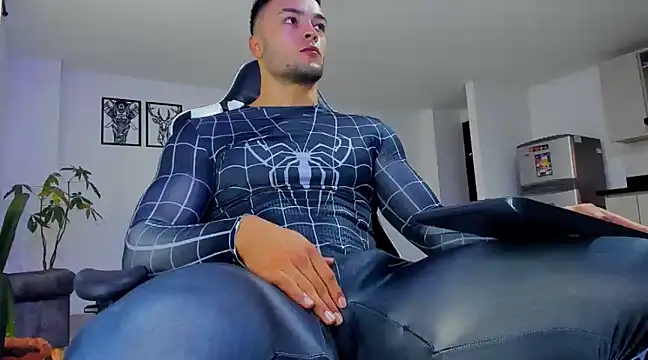 Snapshot of alexander_collin02 chatting on 28, 1, 2025 alexander collin02 online show from 28, 1, 2025