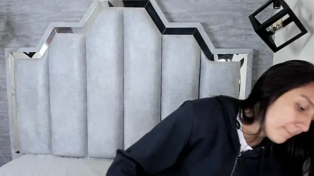  alaia collway  online show from 18, 3, 2025