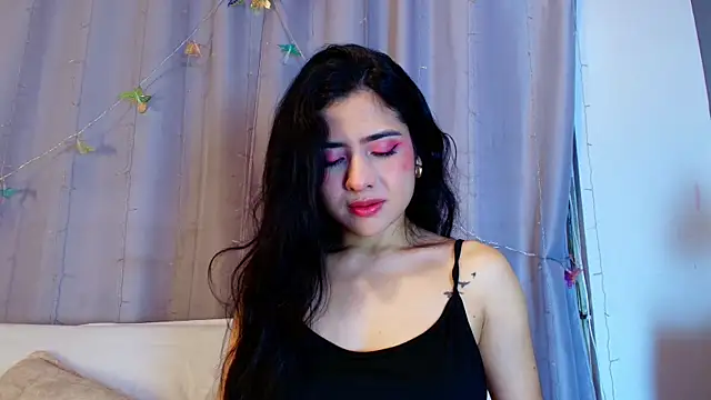 Snapshot of adara_johnson__ chatting on 19, 1, 2026 adara johnson online show from 19, 1, 2026