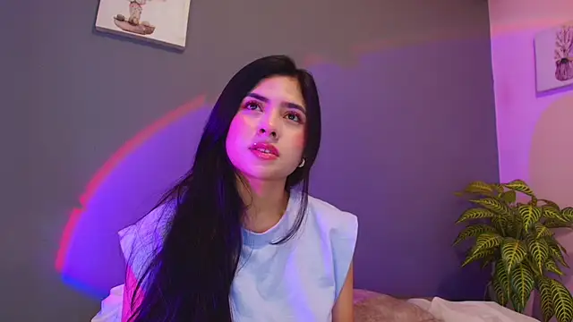 adara johnson   online show from 31, 5, 2026