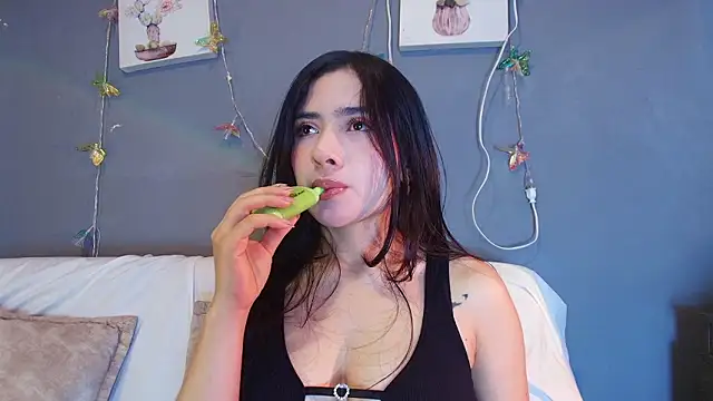 adara johnson   online show from 7, 3, 2026