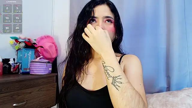 adara johnson   online show from 6, 11, 2025