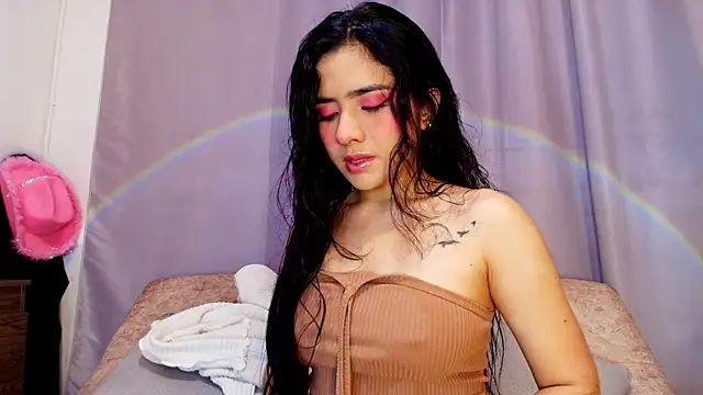 adara johnson   online show from 24, 10, 2025