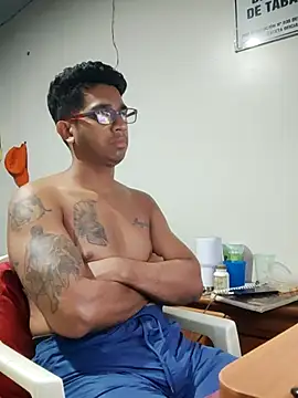 FitGeorge online show from 8, 11, 2025