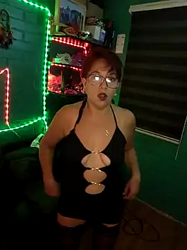 TRISH MILF online show from 1, 2, 2025