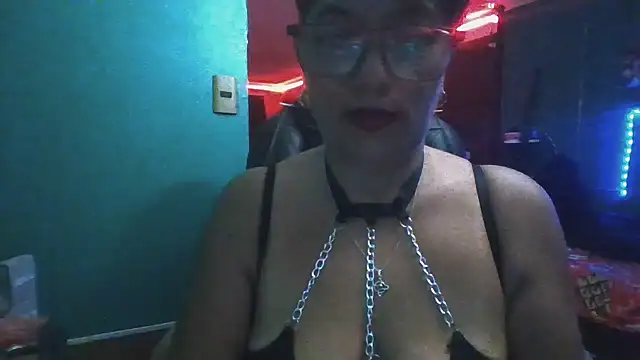 TRISH MILF online show from 7, 2, 2025