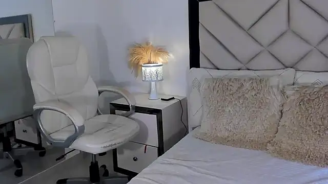 alexa tobar online show from 18, 4, 2026