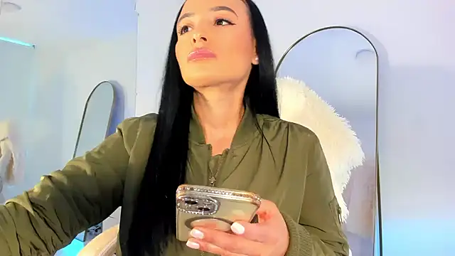 Snapshot of alexa_tobar chatting on 1, 7, 2026 alexa tobar online show from 1, 7, 2026