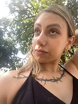 loira messi online show from 25, 2, 2025